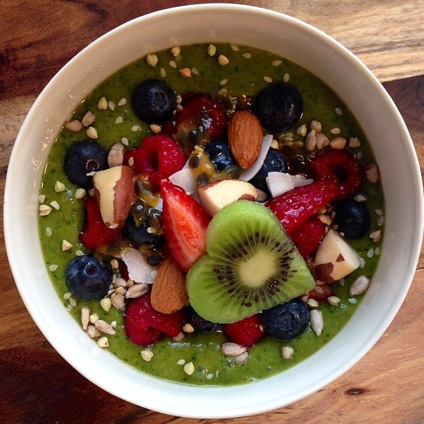 NUTRITIOUS GREEN BREAKFAST BOWL &ndash; Synergy Natural